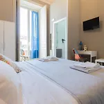 Tra L\'Etna E Il Mare Via Oberdan